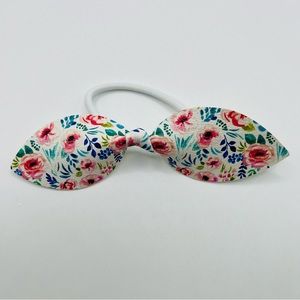 🌸Floral ponytail bow, vegan, lightweight, handmade. Summer flowers.
